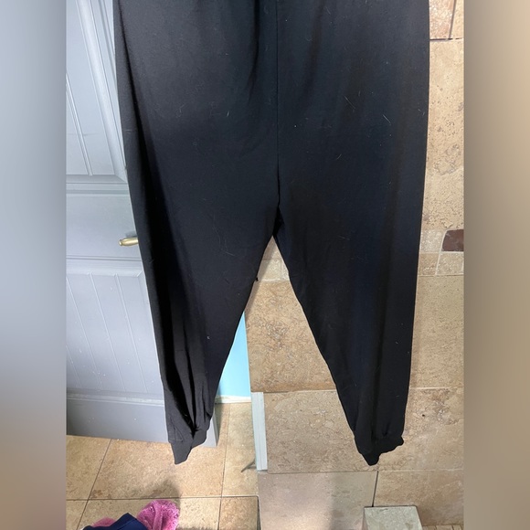 SHEIN LA sweatpants - Picture 2 of 2